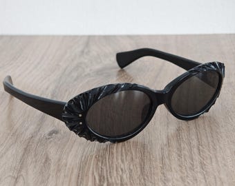 Vintage MAP FRANCE Women's Black Acetate Sunglasses c. 1960s