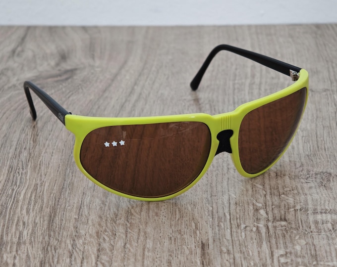CEBE Modele Depose Vintage Sunglasses Made in France - NOS - c. 1980's - 1990's