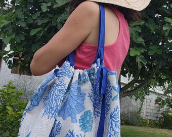 Printed Canvas Drawstring Bag, Shoulder Bag with Gathered Closure, Floral and Navy Tote Bag with Secret Pocket, Lightweight Summer Bag.