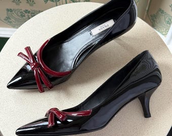 Vintage Prada Bow Burgundy Patent Leather Pointed Toe Heels Size:37/7