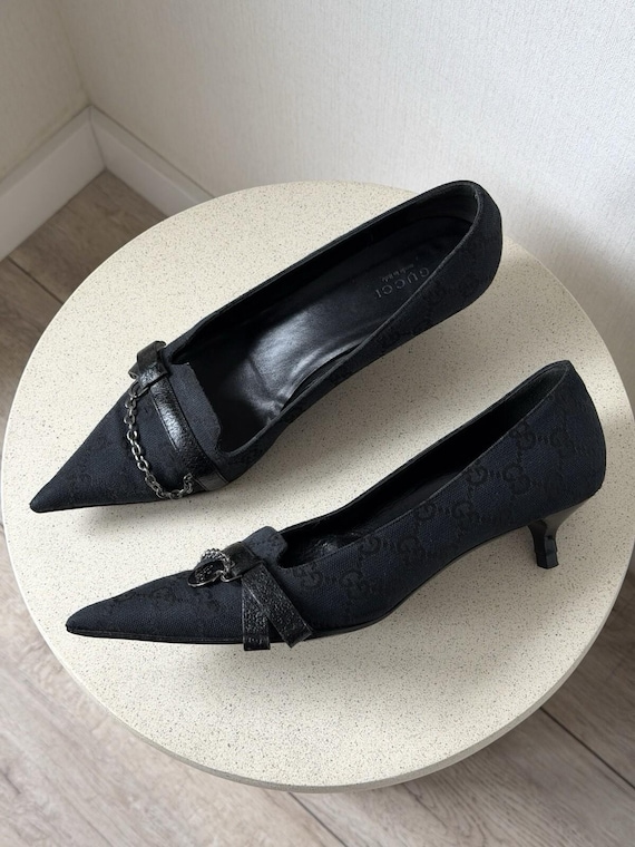 Vintage Gucci Bow GG Logo Monogram Black Canvas Charm Heels Pumps 38