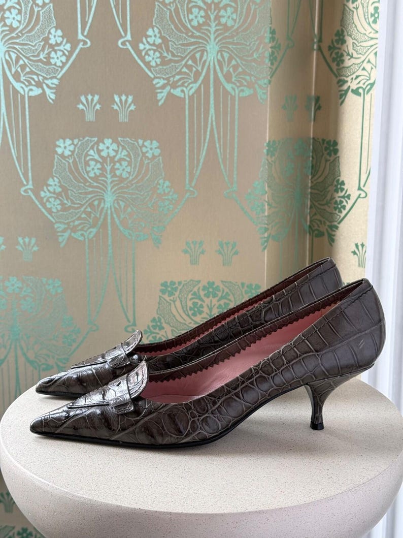 Vintage Miu Miu Croc Embossed Leather Pointed Toe Heels Pumps Grey Size 39.5 image 3