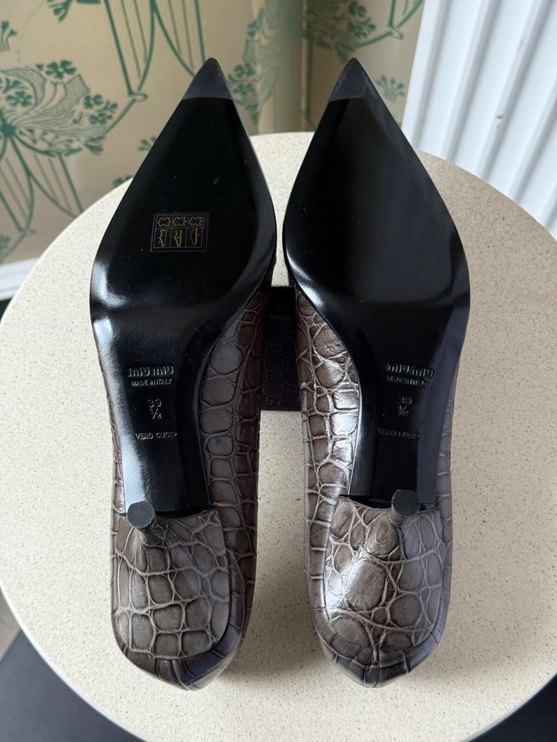 Vintage Miu Miu Croc Embossed Leather Pointed Toe Heels Pumps Grey Size 39.5 image 5