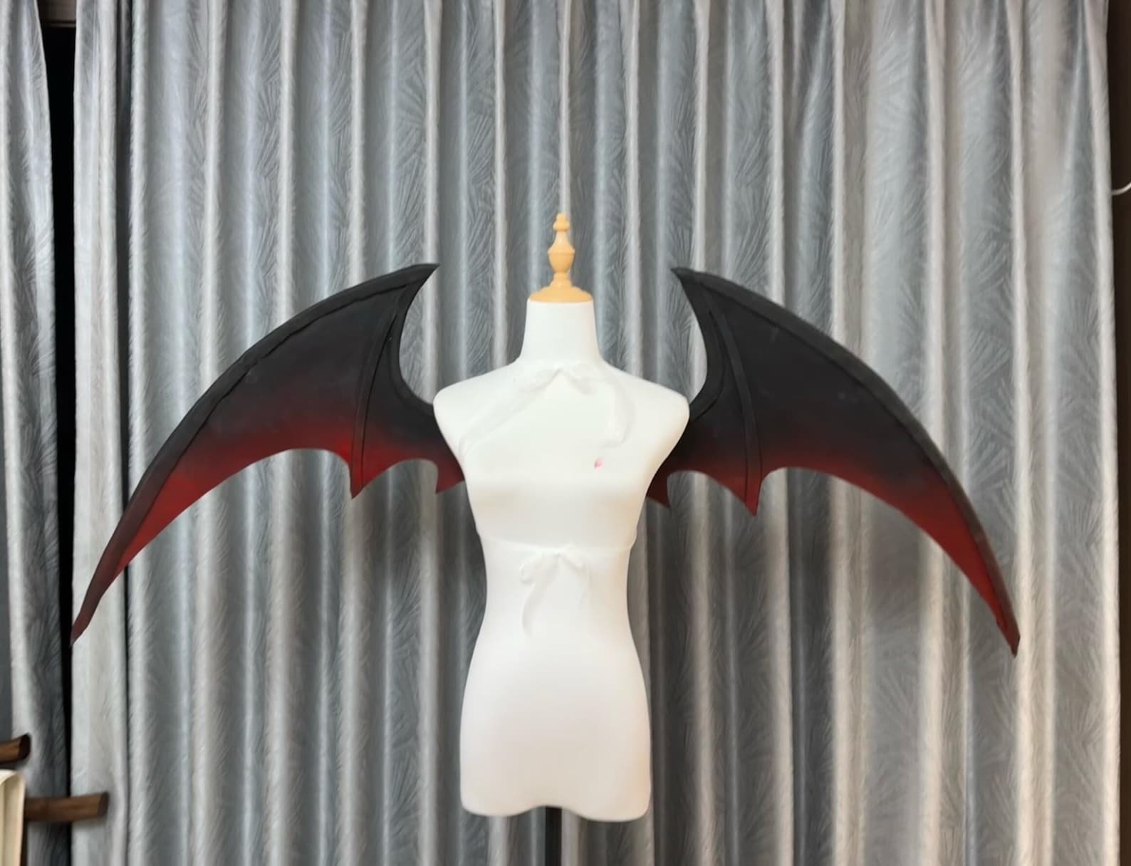 Poseable Demon Wings, Bat Wing Cosplay, Devil Costume Wings, Black Red ...