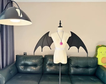 Bezzębny, inspirowany Jasną Furią kostium cosplay ze skrzydłami smoka na Halloween