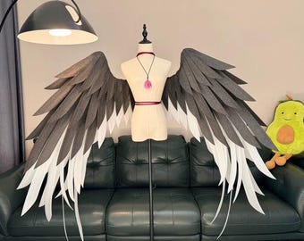 Skrzydła żurawia Cosplay Duże skrzydła z piór Szaro-białe skrzydła anioła Eteryczne skrzydła wróżki Kostium taneczny Rekwizyt do sesji zdjęciowej Skrzydła fantasy