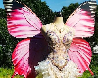 Różowe skrzydła motyla, cosplay, skrzydła wróżki, duże realistyczne skrzydła, skrzydła kostiumu fantasy, strój festiwalowy, zdjęcie rekwizytu