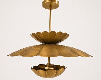 Handgjord mässingsblomkrona | Vintage blommig taklampa | Mid-Century Modern pendellampa | Lyxig mässingshänglampa