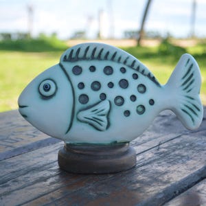 Keramisch visbeeldje handgemaakt – kusthuisdecoratie - 7,87 x 5,5 x 3,15 inch