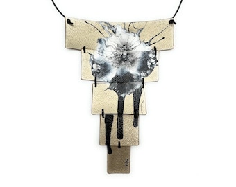 Collar de oro, cuero genuino, collar de estilo egipcio, escote, collar pintado a mano, hecho a mano, hecho en Italia