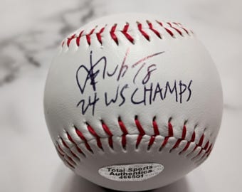 Yoshinobu Yamamoto (Los Angeles Dodgers) "Serie Mundial 2024" Béisbol Rawlings firmado con COA.