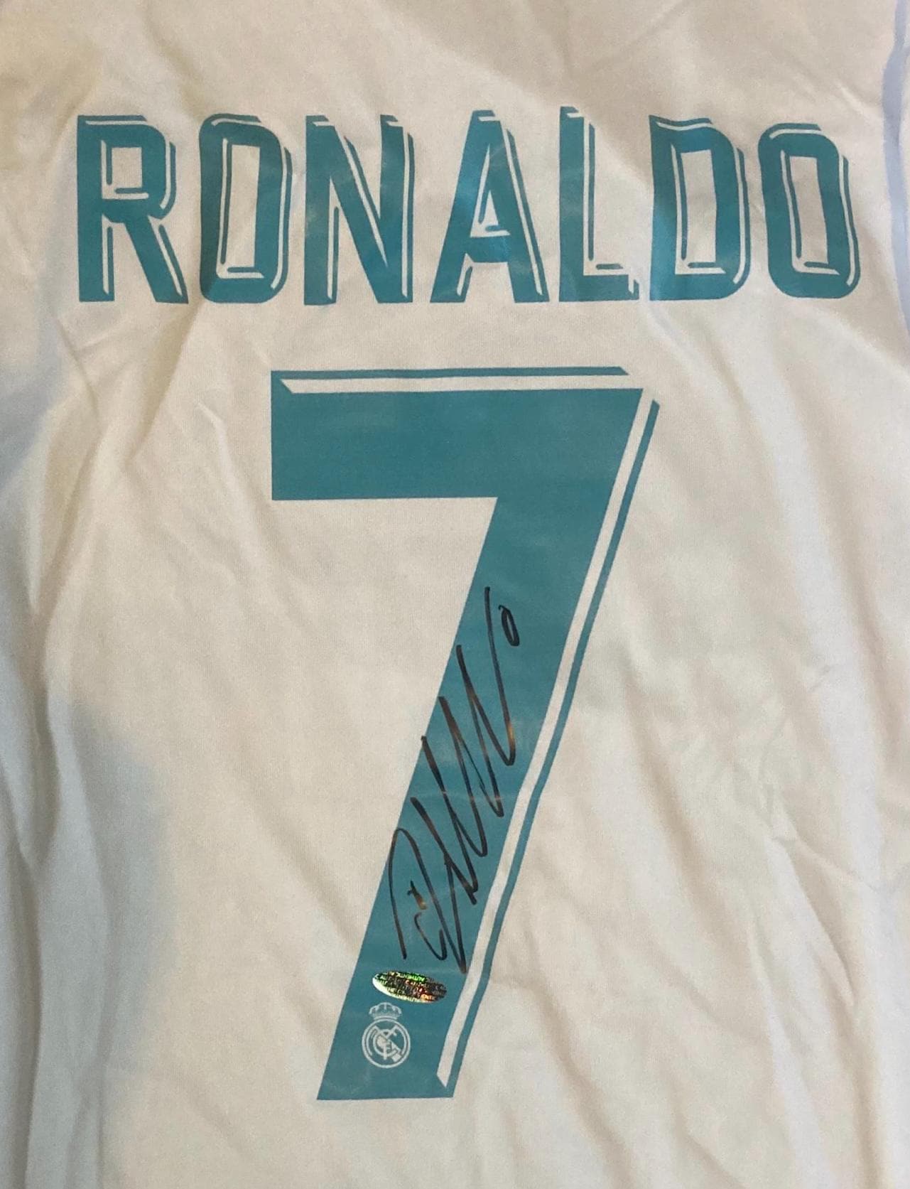 Real Madrid サイン入りユニフォーム　ロナウド　ジダン　フィーゴ Real Madrid サイン入りユニフォーム ロナウド ジダン フィーゴ Real