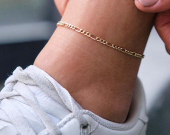 14k Gold Italian Figaro Chain Bracelet / Sleek Minimalist Bracelet