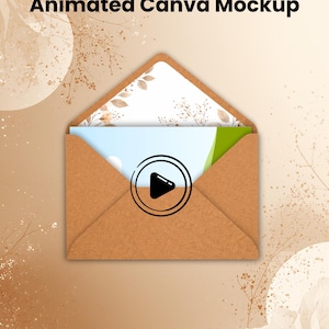 Puede incluir: Un sobre marrón con un interior blanco con diseño floral, que contiene una tarjeta con un icono de botón de reproducción. El texto "Animated Canva Mockup" está en la parte superior. El fondo es un degradado de marrón y beige.