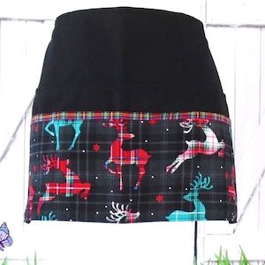 Reindeer Plaid Christmas Apron: Cotton Half Apron with 6 Pockets