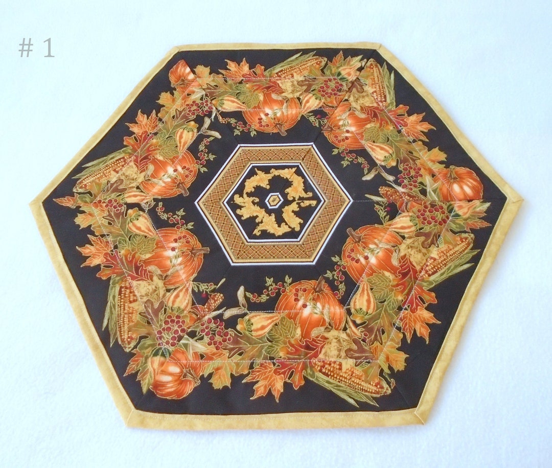 Quilted Hexagon Fall Table Topper: Pumpkins, Leaves, Corn - Etsy