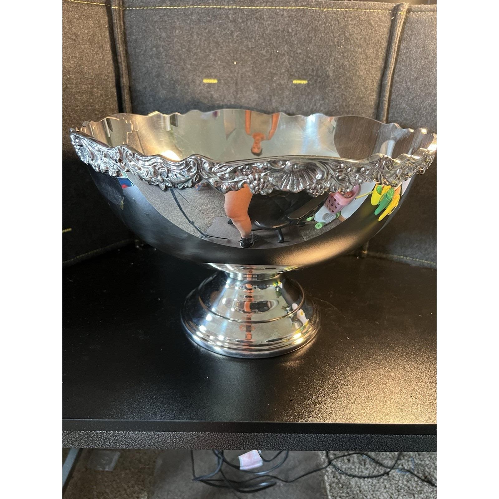 F.B. Rogers Silver Co. シルバープレート シェルボウル F.B. Rogers Silver Co. シルバープレート シェルボウル