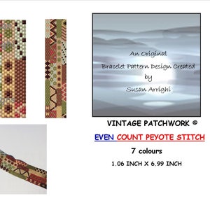 Op de afbeelding: Een kralenarmbandpatroonontwerp in een even aantal peyotesteken. Het ontwerp heeft een patchwork van geometrische vormen in tinten bruin, groen, beige en rood. De armband is 1,06 inch breed en 6,99 inch lang. Het patroon heet "Vintage Patchwork" en is gemaakt door Susan Arrighi.