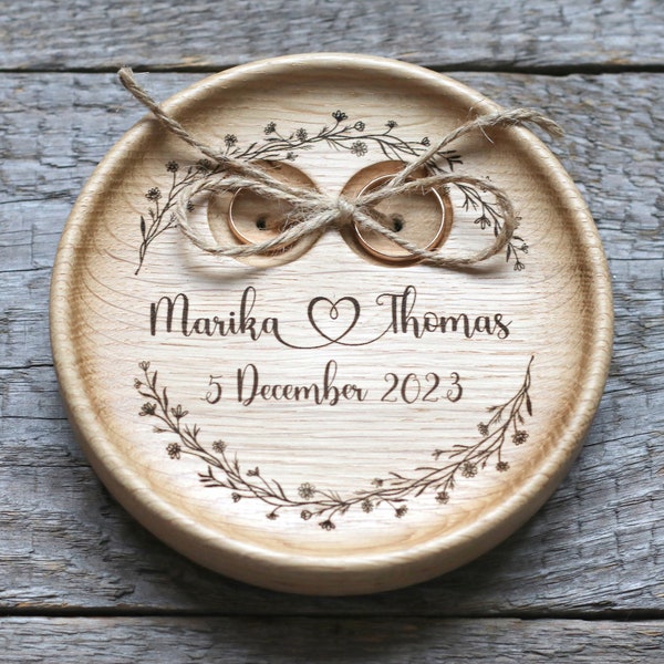 Floral wreath Personalized Wedding Ring Bearer, Wedding ring pillow alternative, Wedding ring dish, 5th Anniversary gift