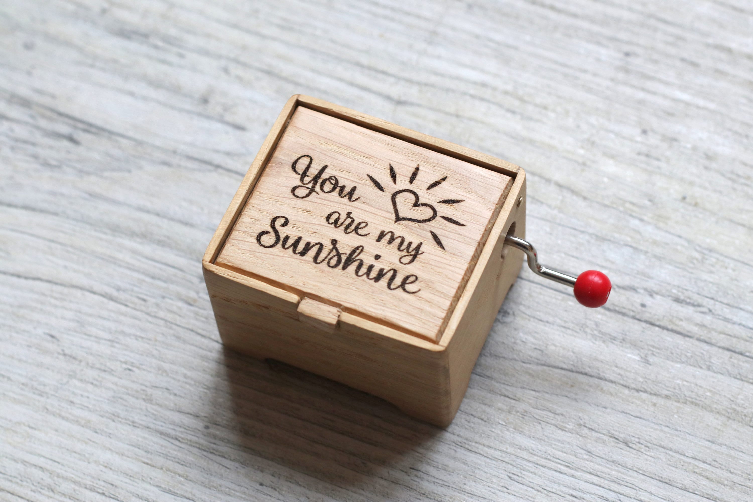 Cottage Garden – Scatola Musicale Portagioie In Legno Scuro 'You Are My Sunshine', Con Spazio Per Foto 4x6 - 2