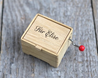 Beethoven - Für Elise hand cranked music small wood box