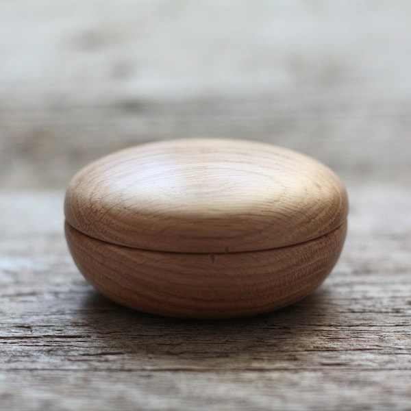 Boîte en bois de chêne Boîte ronde Petite boîte pour Boîte à bijoux pour Boîte à bijoux pour Boîte à bagues pour boîte à boucles d'oreilles Boîte en chêne Boîte Simplement Boîte en bois