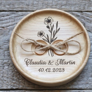 Alternativa al cuscino per fedi nuziali bouquet floreale, legno piatto per fedi nuziali, regalo per il 5 anniversario immagine 1