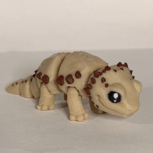 Mini figurine articulée de dragon barbu - Lézard réaliste imprimé en 3D - Jouet de bureau reptile, petit cadeau