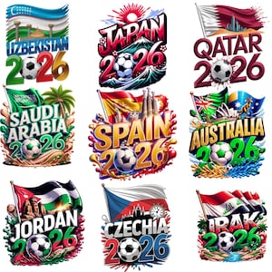K&ouml;nnte beinhalten: Eine Sammlung farbenfroher Fu&szlig;ball-Grafiken mit Flaggen und Wahrzeichen verschiedener L&auml;nder. Jedes Design enth&auml;lt den Namen des Landes, das Jahr "2026" und einen Fu&szlig;ball. L&auml;nder: Usbekistan, Japan, Katar, Saudi-Arabien, Spanien, Australien, Jordanien, Tschechien und Irak.