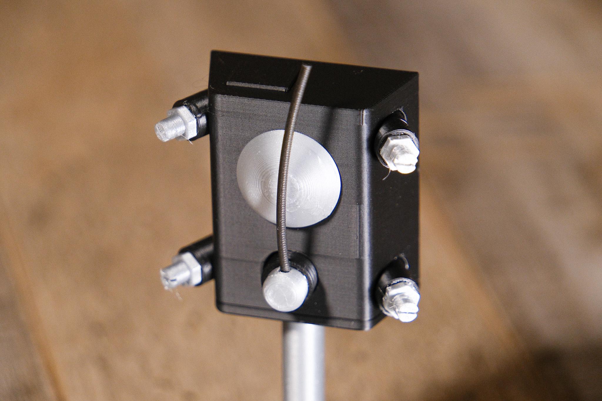 Robco Computer Screen Brain-computer Interface Prop – Robco Miniaturization Prototype ...