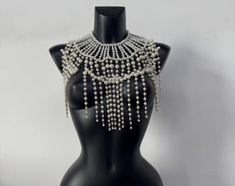 HandmadeBody Chain Mermaid Top Rhinestone Beads Bikini Body Jewelry Faux Pearl Halter Top for Party Outfit Festive Rave Costume