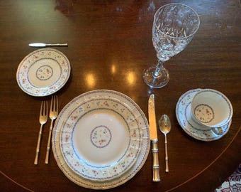 Bernardaud Limoges Artois Blue 30 Piece Porcelain Dinnerware Set