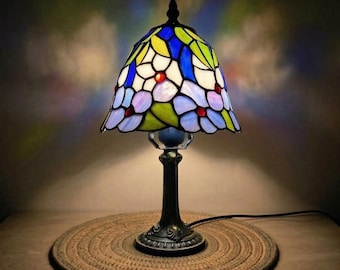 Flower Stained Glass Lamp, Handmade Tiffany Table Lamp, Vintage Antique Home Decor, Floral Bedside Lamp, Home Decor Gifts