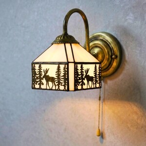 Moose Stained Glass Wall Sconce, Handmade Tiffany Wall Lamp, Rustic Cabin Wall Decor, Pull Chain Wall Light, Wildlife Home Decor Gifts