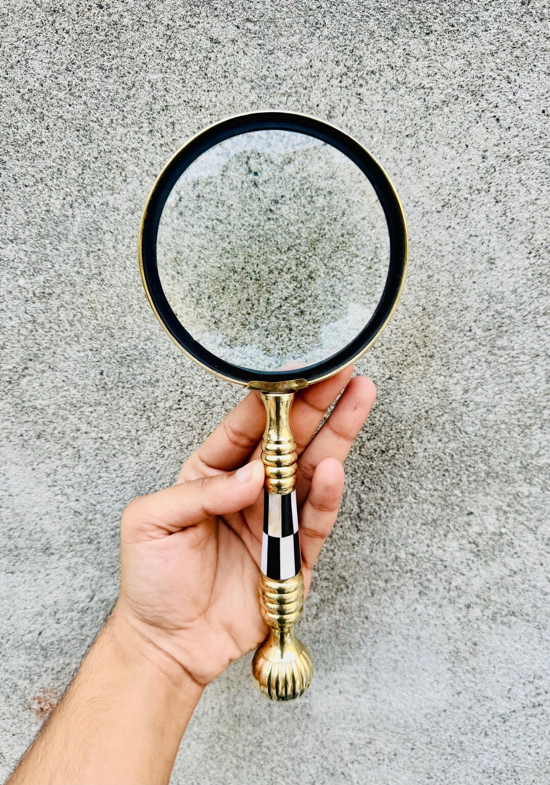 Vintage Brass 10X Magnifying Glass Chess Inlay Engraved  display picture 1
