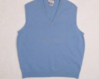 Chaleco de punto vintage de Alan Paine Robinson de la década de 1960, talla L, lana de cordero azul claro.