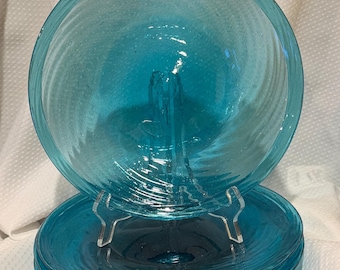 Vintage handgeblazen aqua turkooizen glazen dinerborden met swirlpatroon - Set van 4, groot 28 cm - Lichtgewicht, ambachtelijk geblazen glas met pontilmerk