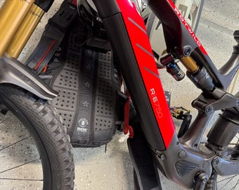 Batería ficticia Rotwild de 750 Wh R.750 Re RX con carcasa vacía