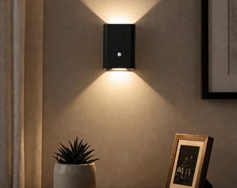 Kinkiety z czujnikiem ruchu magnetycznego (opakowanie 2 szt.) – akumulatorowe kinkiety LED z pilotem