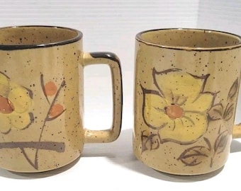 Vintage Fred Roberts Co.  Floral Speckled Stoneware Coffee Mugs/Cups Japan  2pcs
