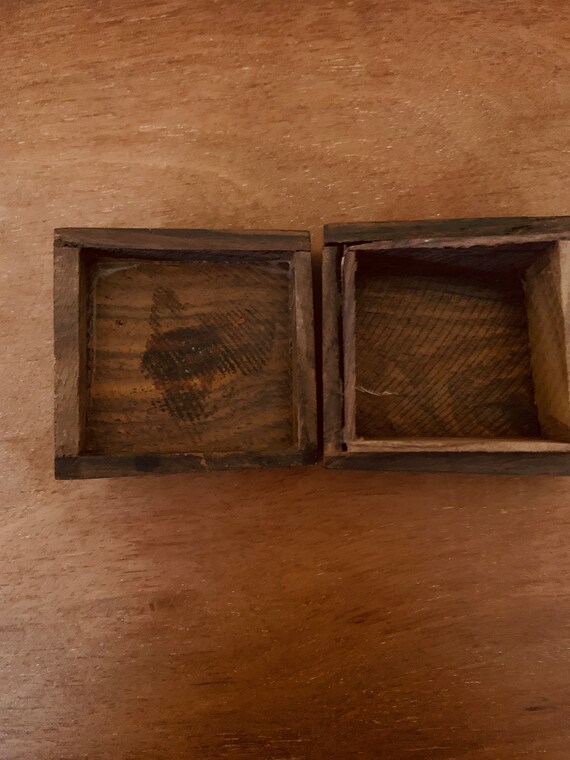 Vintage Wood Trinket Box with Bronze Rooster - image 4