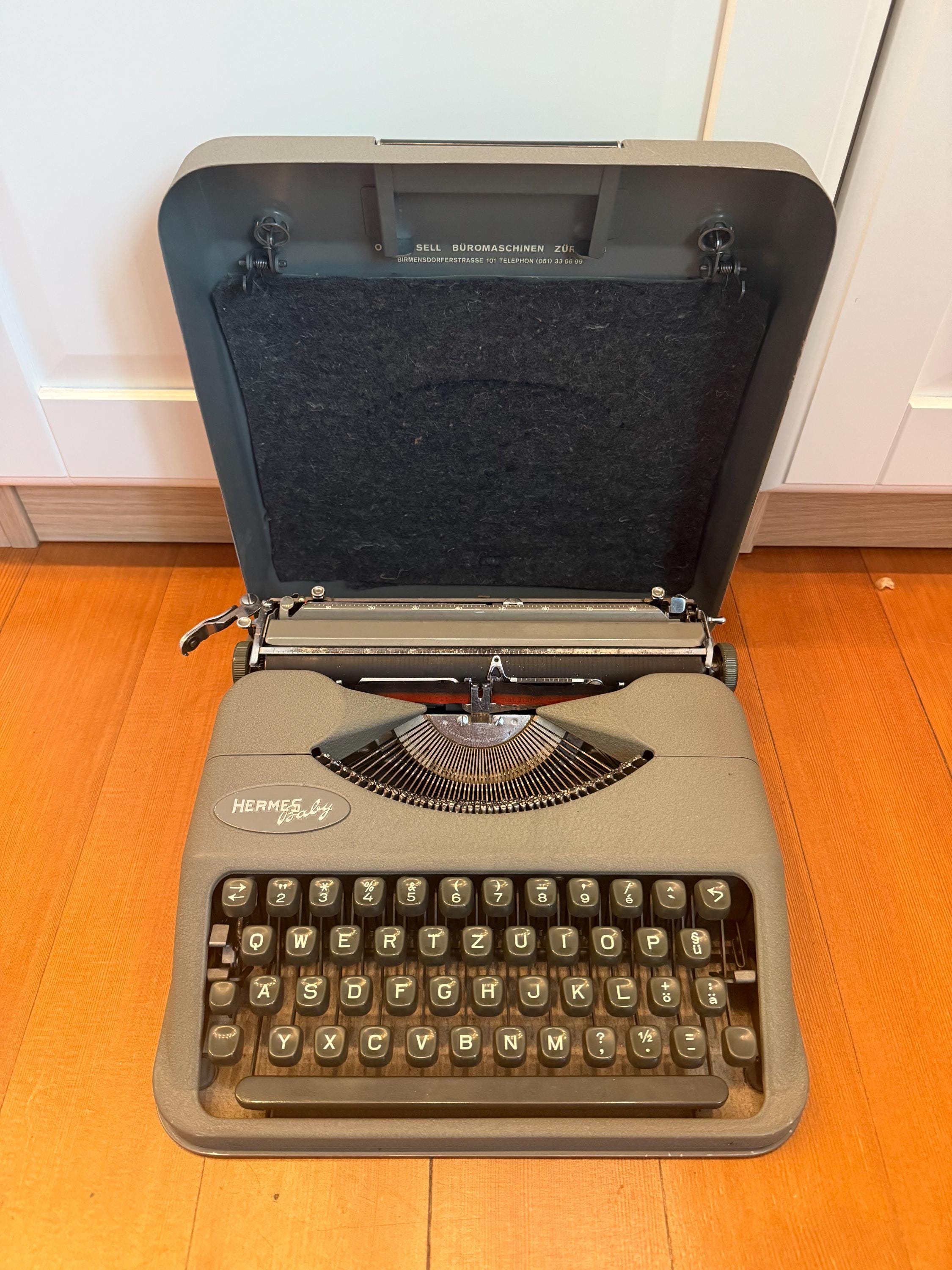 タイプライター Amazon.co.jp: 機械式英語タイプライター、ライター用タイプライター