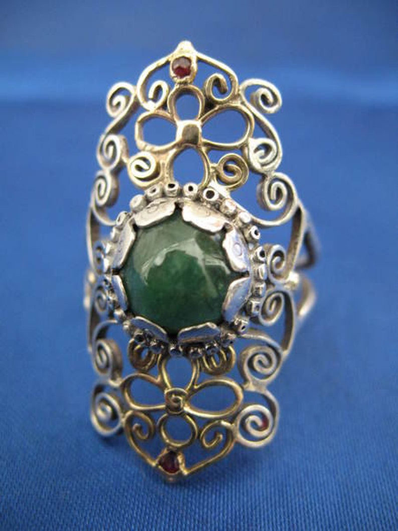 silver and 14k solid gold filigree ring with green garnet and rubies image 4