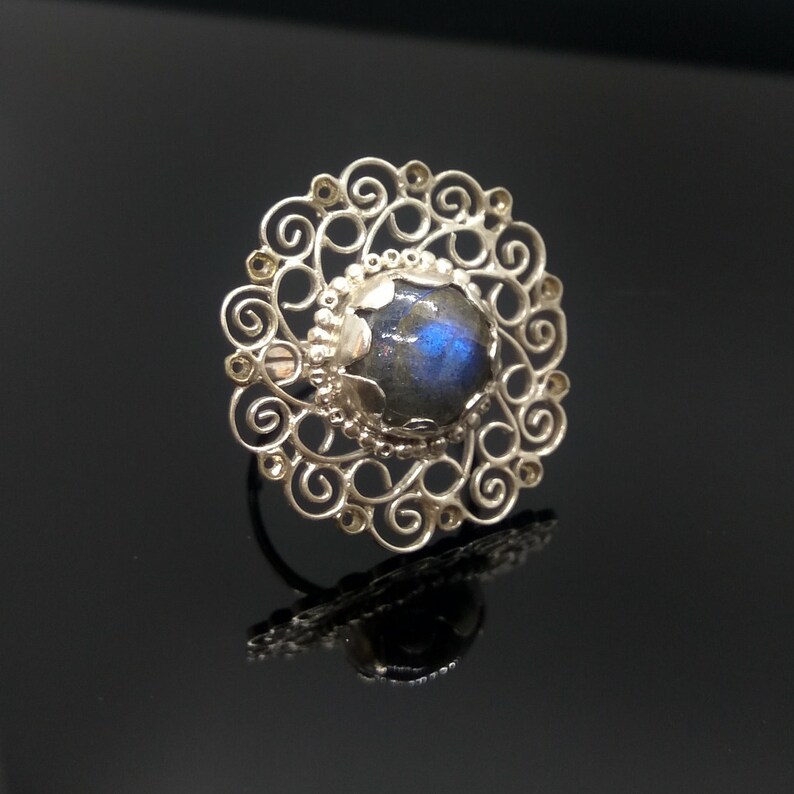 Silver mandala ring with Labradorite image 1