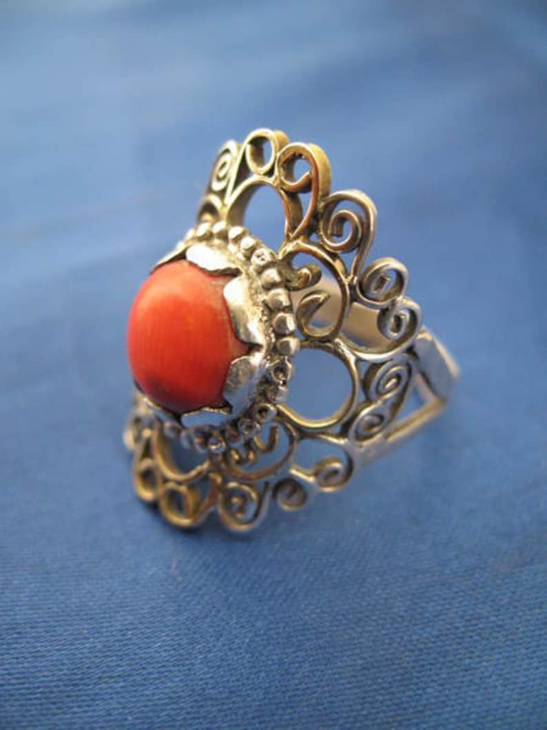 silver and gold ring with Coral image 3