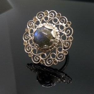 Silver mandala ring with Labradorite image 3