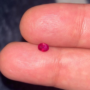Natural Ruby pegion blood 0.32 Carat