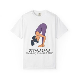 Uttanasana (Pose de flexión de pie hacia adelante), camiseta de yoga