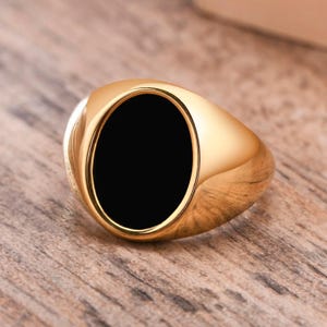 Men's Stainless Steel Signet Ring with Gold Plating - Fashionable Round Jewelry Gift for Teens