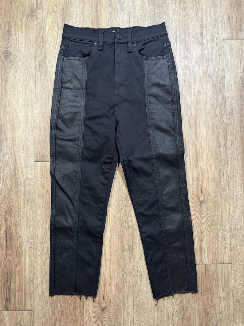 Pantalones de mujer Hudson Biker negros de talle alto, 26x21, cropped, estilo grunge y atrevidos. imagen 1